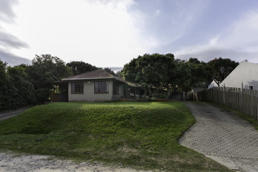 5 Bedroom Property for Sale in Forest Downs Eastern Cape